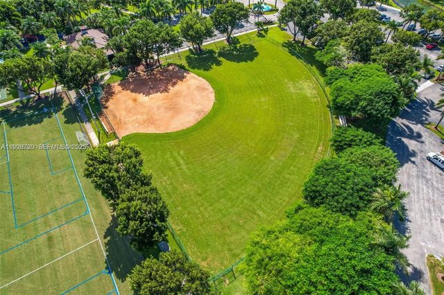 11308 NW 58th Ter, Doral, FL 33178