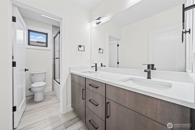 16050 SE 44th Court, Bellevue, WA 98006