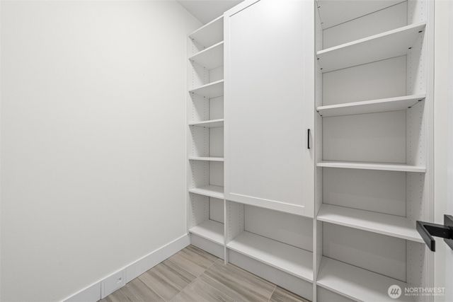 16050 SE 44th Court, Bellevue, WA 98006