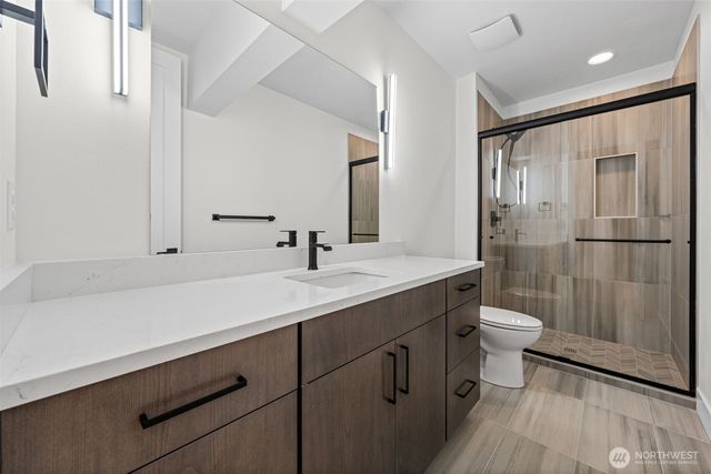 16050 SE 44th Court, Bellevue, WA 98006