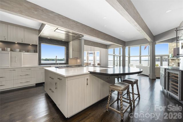 3386 Governors Island Drive, Denver, NC 28037