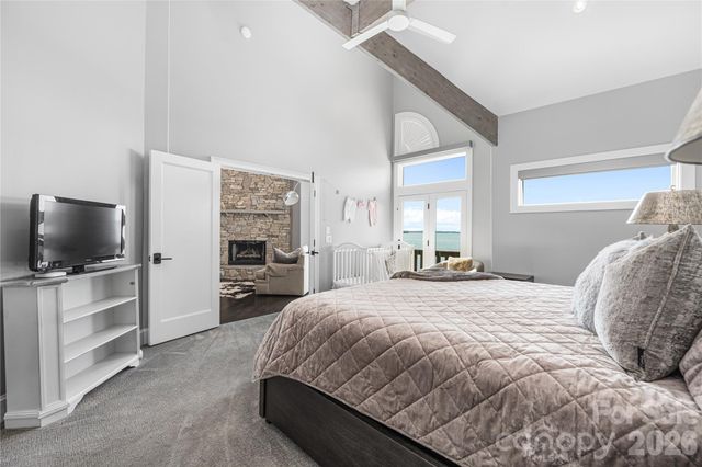3386 Governors Island Drive, Denver, NC 28037