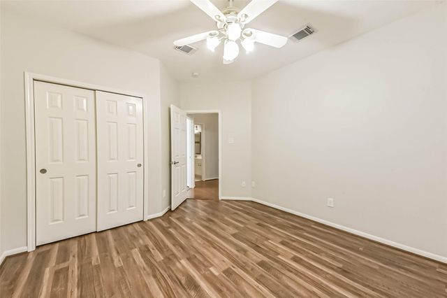 14610 Farrawood Drive, Cypress, TX 77429