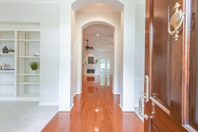 14610 Farrawood Drive, Cypress, TX 77429