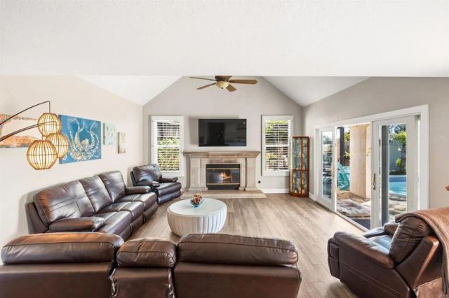 3684 Maria Ln, Carlsbad, CA 92008