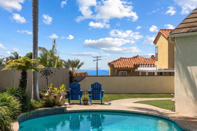 3684 Maria Ln, Carlsbad, CA 92008