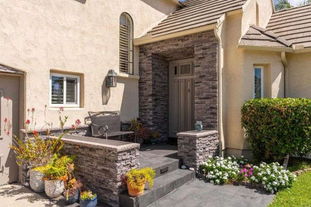 3684 Maria Ln, Carlsbad, CA 92008