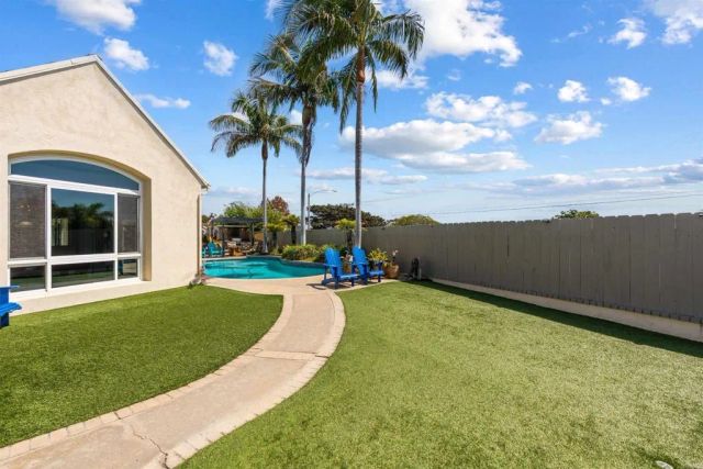 3684 Maria Ln, Carlsbad, CA 92008