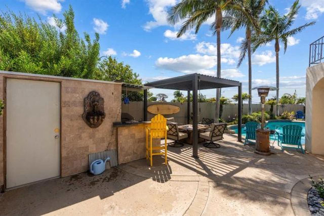 3684 Maria Ln, Carlsbad, CA 92008