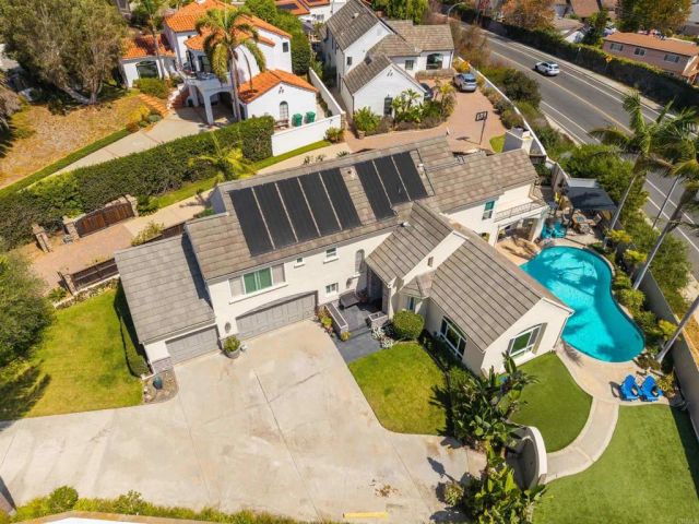 3684 Maria Ln, Carlsbad, CA 92008