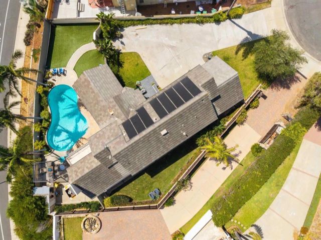 3684 Maria Ln, Carlsbad, CA 92008