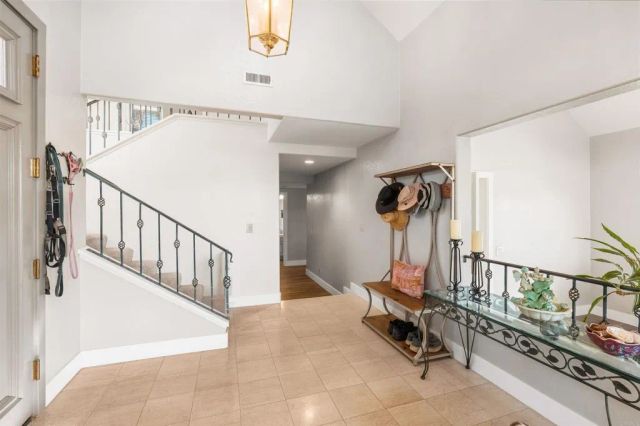 3684 Maria Ln, Carlsbad, CA 92008