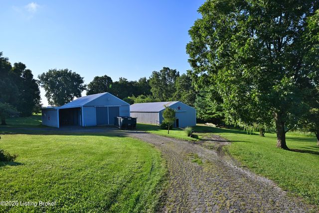 290 Hochstrasser Rd, Elk Creek, KY 40071
