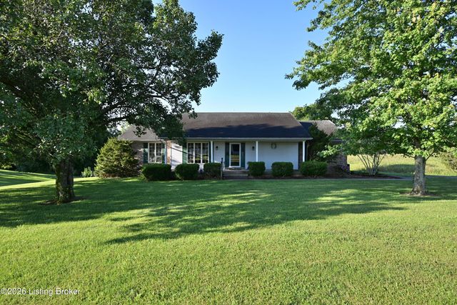 290 Hochstrasser Rd, Elk Creek, KY 40071