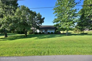 290 Hochstrasser Rd, Elk Creek, KY 40071