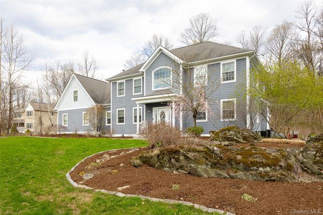 100 Huyler Drive, Hyde Park, NY 12538