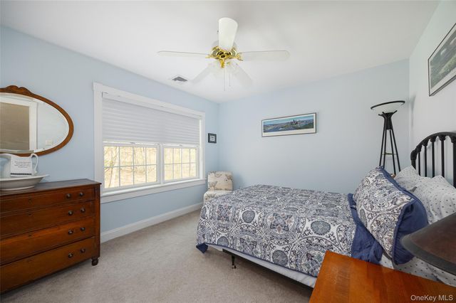 100 Huyler Drive, Hyde Park, NY 12538