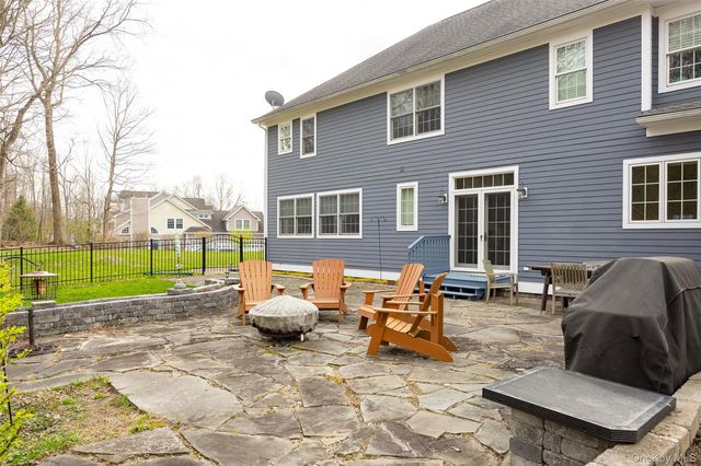 100 Huyler Drive, Hyde Park, NY 12538
