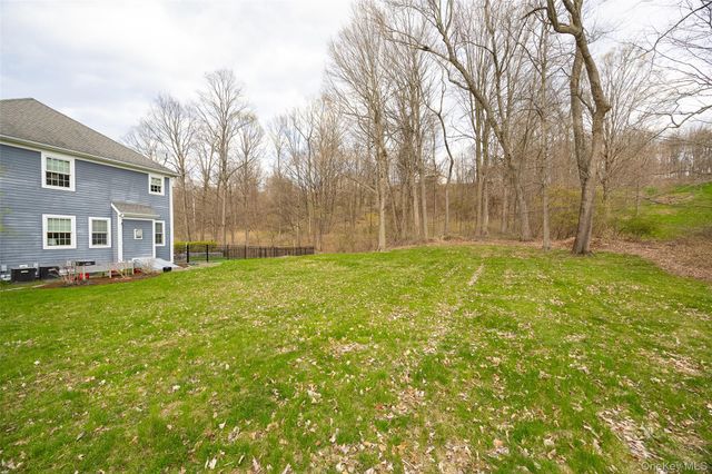 100 Huyler Drive, Hyde Park, NY 12538