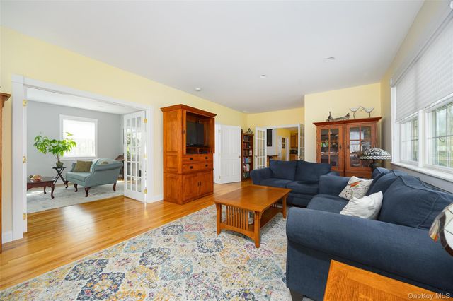 100 Huyler Drive, Hyde Park, NY 12538