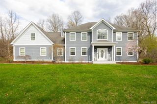 100 Huyler Drive, Hyde Park, NY 12538