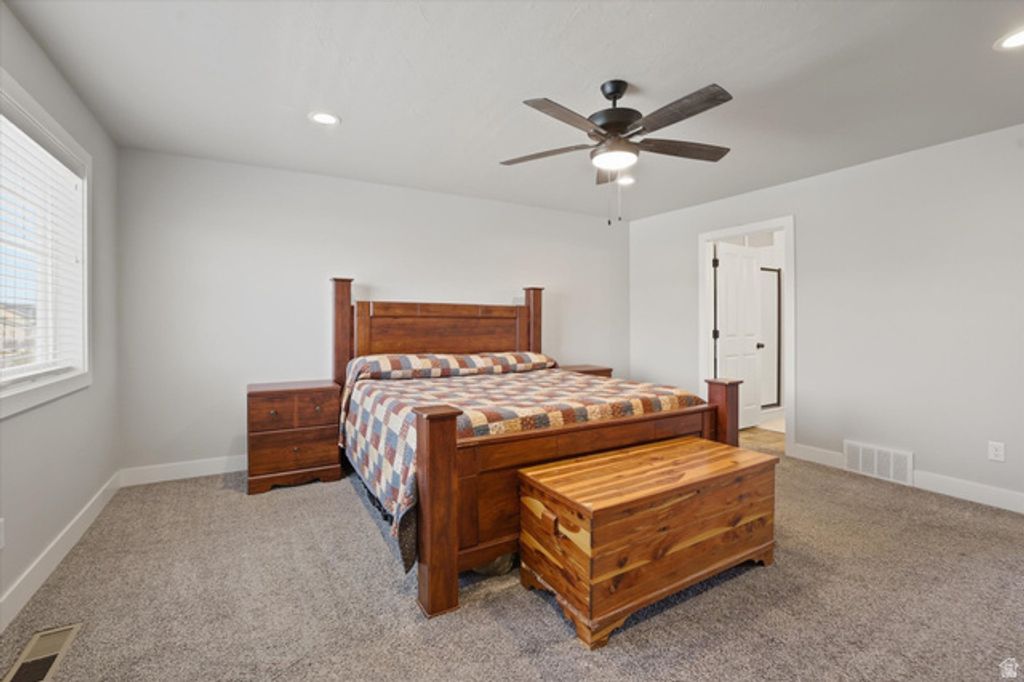 Image 20 of property listing at 695 S 400 E, Hyrum, UT 84319