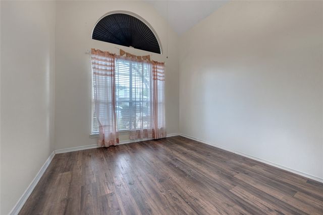 2142 Glen Heights Drive, Garland, TX 75044