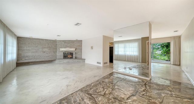 621 ALHAMBRA ROAD, Venice, FL 34285
