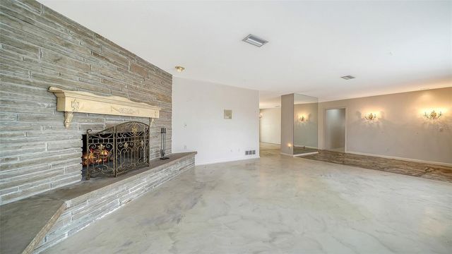 621 ALHAMBRA ROAD, Venice, FL 34285