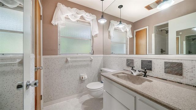 621 ALHAMBRA ROAD, Venice, FL 34285