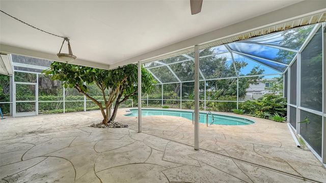 621 ALHAMBRA ROAD, Venice, FL 34285
