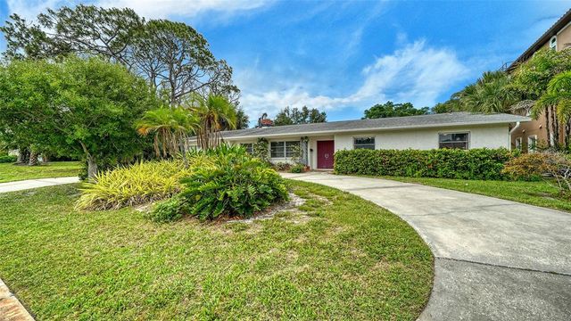 621 ALHAMBRA ROAD, Venice, FL 34285