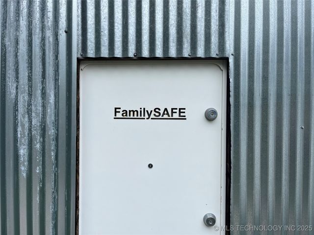 610 W Washington Avenue, Krebs, OK 74501