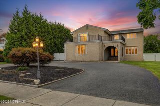 1004 Sheila Drive, Toms River, NJ 08753