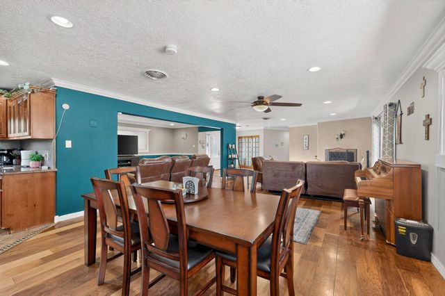 8316 Dellwood Road NE, Albuquerque, NM 87110