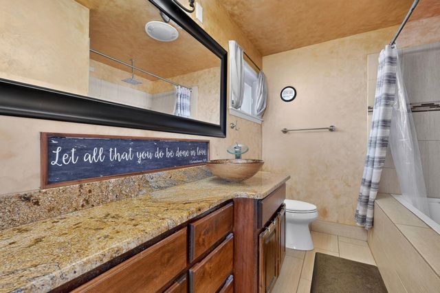 8316 Dellwood Road NE, Albuquerque, NM 87110