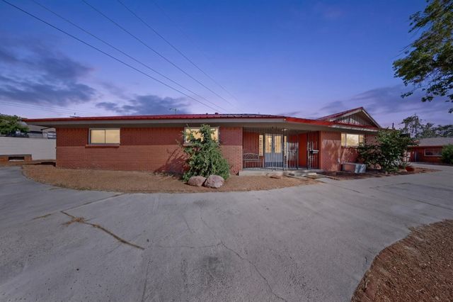 8316 Dellwood Road NE, Albuquerque, NM 87110