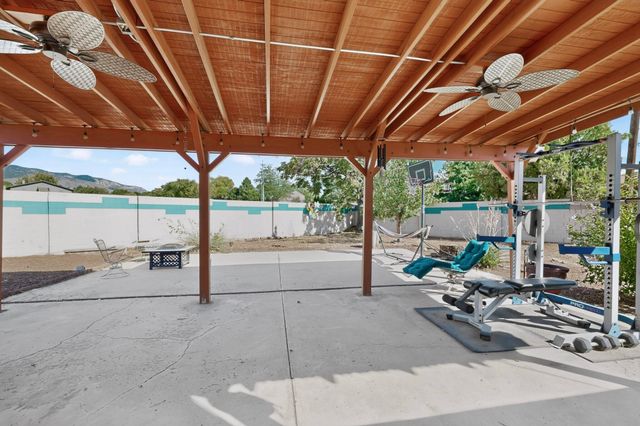 8316 Dellwood Road NE, Albuquerque, NM 87110