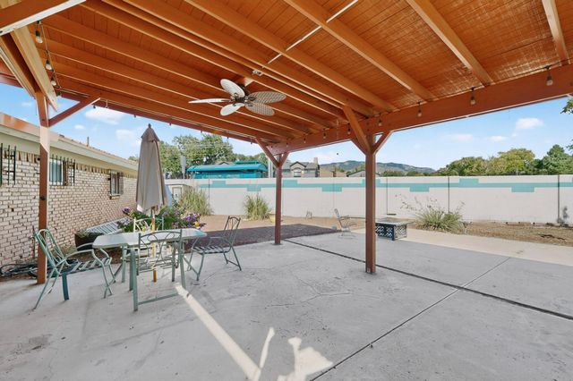 8316 Dellwood Road NE, Albuquerque, NM 87110
