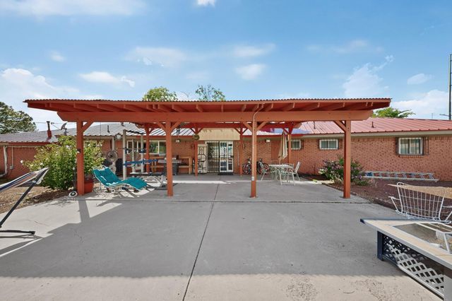 8316 Dellwood Road NE, Albuquerque, NM 87110