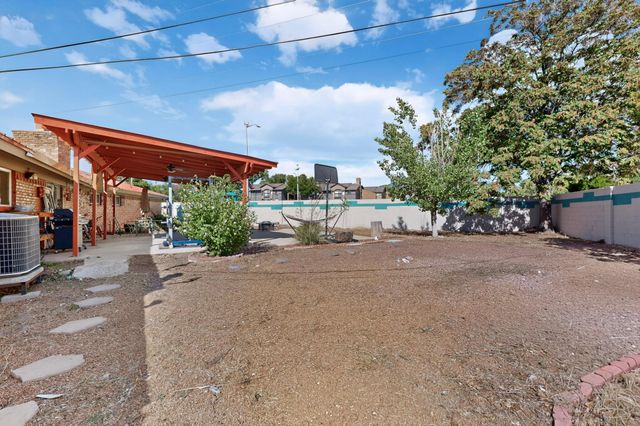 8316 Dellwood Road NE, Albuquerque, NM 87110