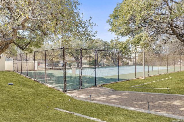 7701 Wurzbach Rd Apt 1605, San Antonio, TX 78229