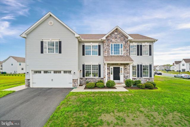 106 SOUTH HALL CT #CHARLESTON GRAND, Smyrna, DE 19977