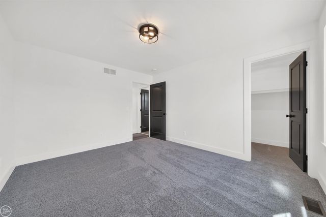 239 Shelldrake Lane, St Clair, MI 48079