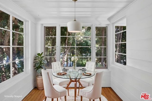 1723 N Beverly Glen Boulevard, Los Angeles, CA 90077
