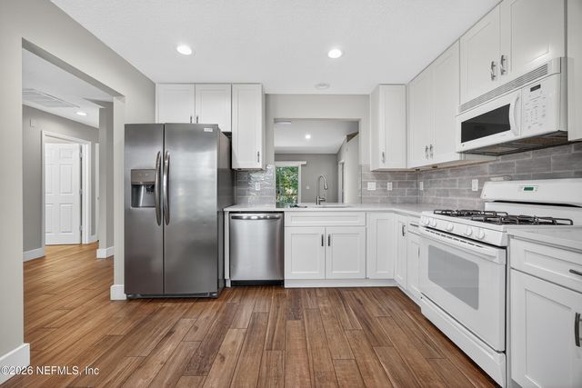 11048 STUTZ Court, Jacksonville, FL 32246