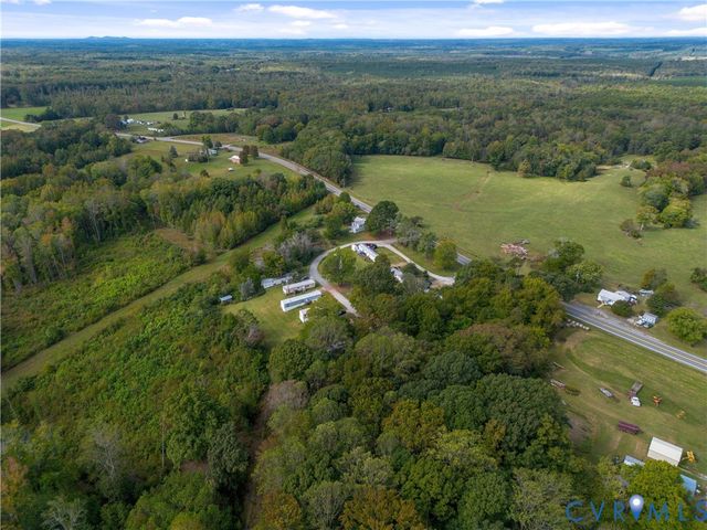 1430 Cartersville Rd, Cartersville, VA 23027