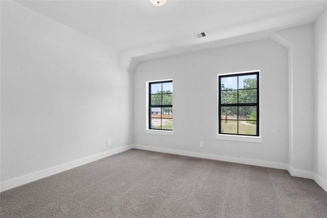 551 Black Bronco Road, Magnolia, TX 77354