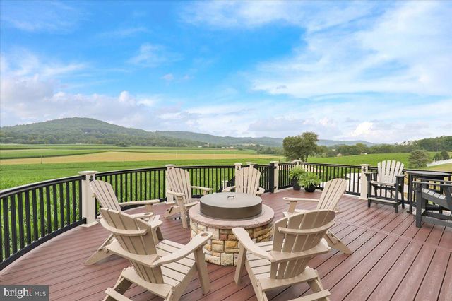 112 RUNNING CREEK DR, Reading, PA 19608