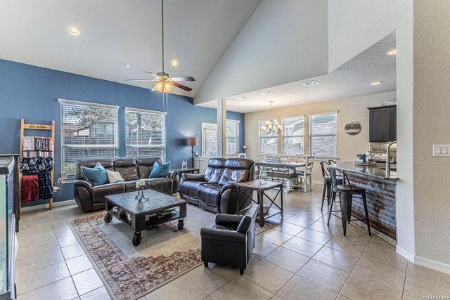 5047 Italica, San Antonio, TX 78253